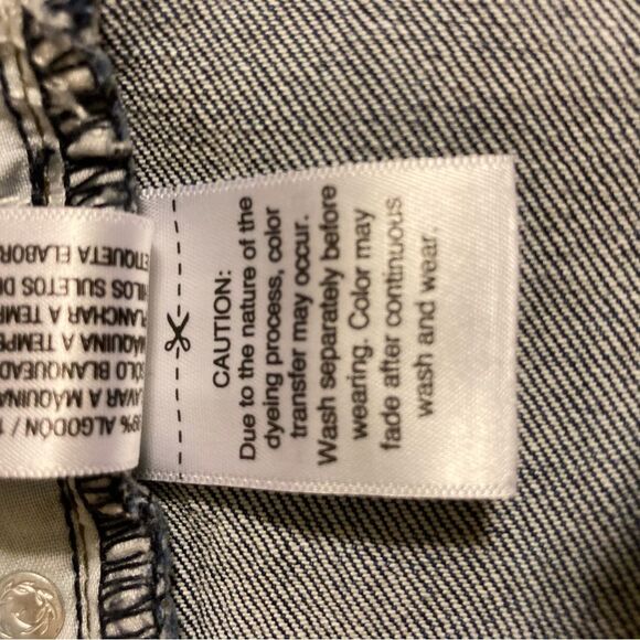 UNIVERSAL THREAD Goods Co Jean Shorts Vintage Midi Cut Offs Womens 6/28R - Picture 11 of 13